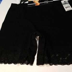 Sleepwear | Delta Burke Long Slip Short 